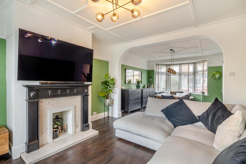 8634726-interior26.jpg