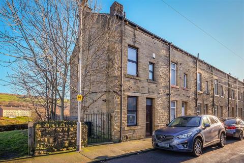 2 bedroom end of terrace house for sale, Lee Mount Road, Halifax