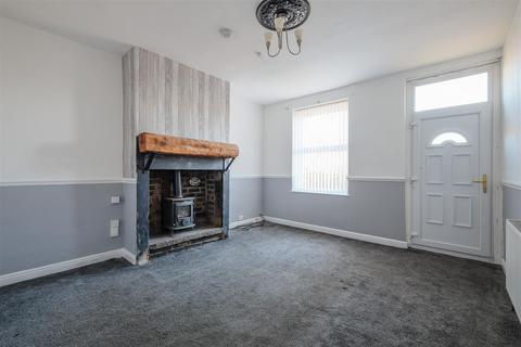 2 bedroom end of terrace house for sale, Lee Mount Road, Halifax