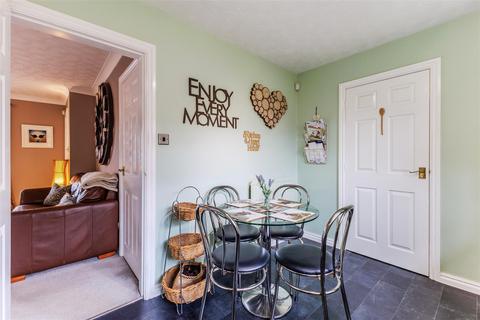 25 Blackberry Way, Evesham, WR11 2AH