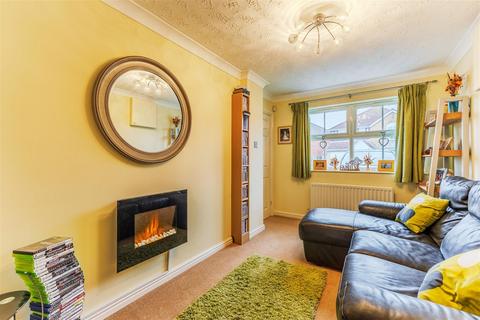 25 Blackberry Way, Evesham, WR11 2AH