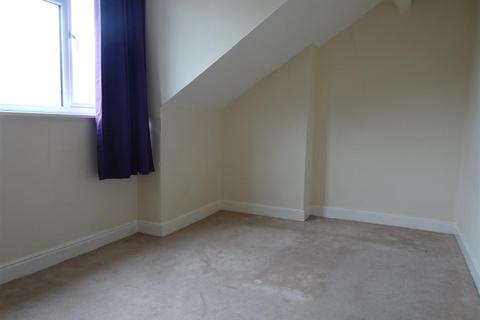 1 bedroom flat to rent, Fons George Road