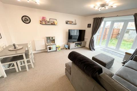 3 bedroom terraced house for sale, Hawthorn Drive, Thornton FY5