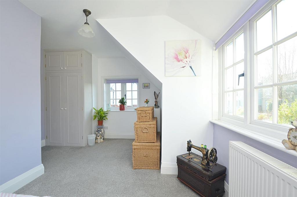 Resized Bed3b.jpg