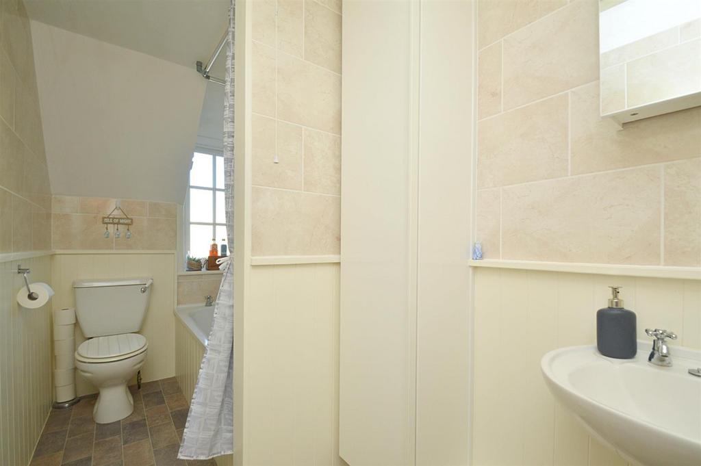 Resized Bathroom1.jpg