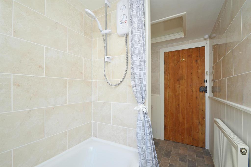 Resized Bathroom2.jpg