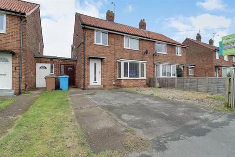 3 bedroom semi-detached house for sale, Wold View, Brough