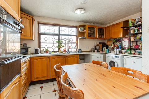 3 bedroom terraced house for sale, Patriot Square, Bethnal Green, E2