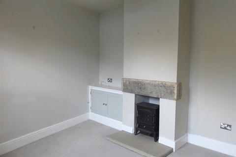 2 bedroom cottage to rent, Main Street, Ilkley LS29