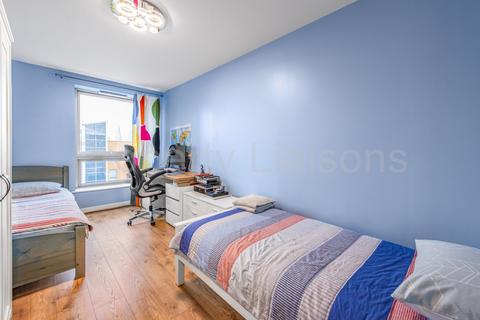 2 bedroom apartment for sale, Schoolhouse Lane, London, E1W