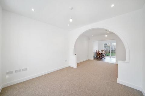 4 bedroom end of terrace house for sale, Whitby Road, Ruislip HA4