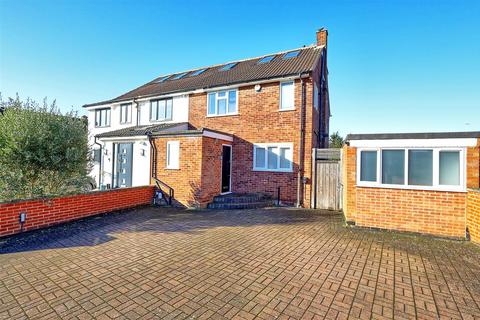 4 bedroom semi-detached house for sale, Hampden Hill, Ware SG12