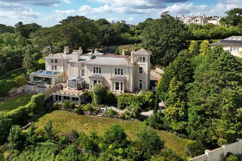 6 bedroom house for sale, Lincombes, Torquay