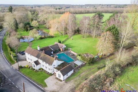 4 bedroom farm house for sale, Blackmore Road, Fryerning, Ingatestone