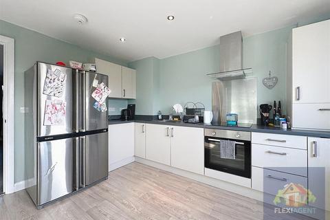 3 bedroom semi-detached house for sale, Black Brook Close, Southport PR8