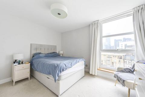 3 bedroom flat to rent, Manchester Road, Tower Hamlets, London, E14