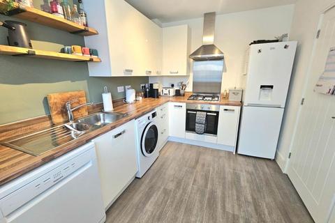 3 bedroom end of terrace house for sale, Wyatt Close, Dursley, Gloucestershire