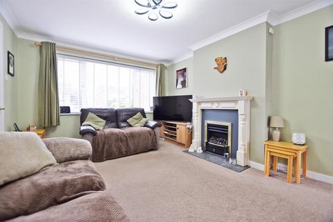 4 bedroom semi-detached house for sale, Sunningdale Drive, Rainham