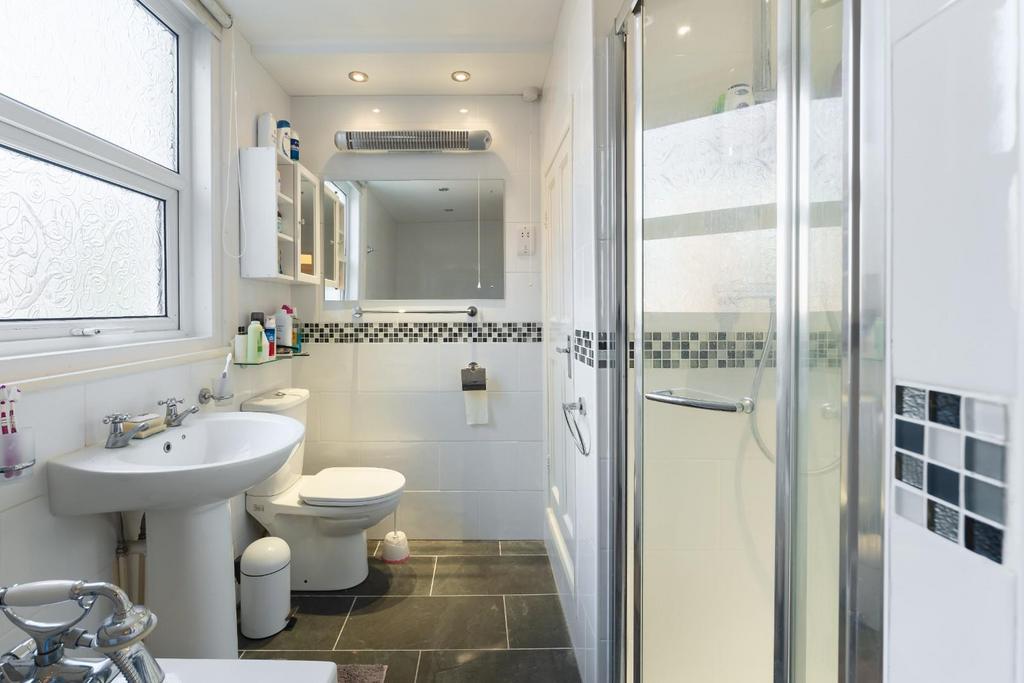 Bathroom-2.jpg