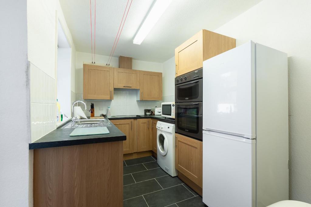 Kitchen-1.jpg