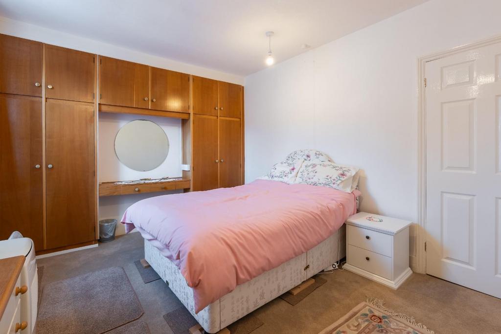 Bedrooms-4.jpg