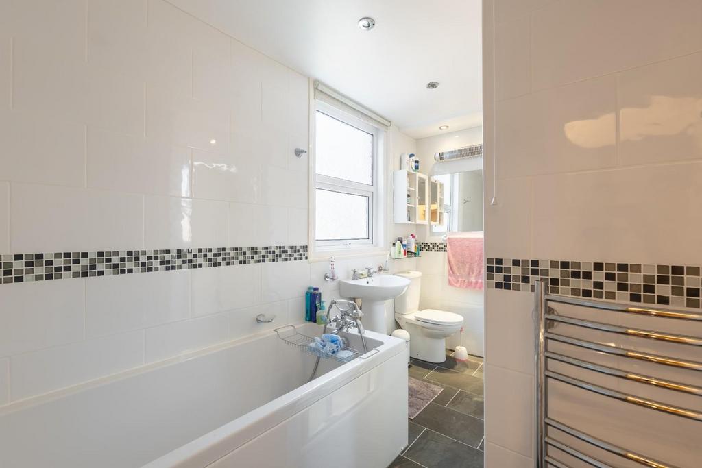 Bathroom-1.jpg