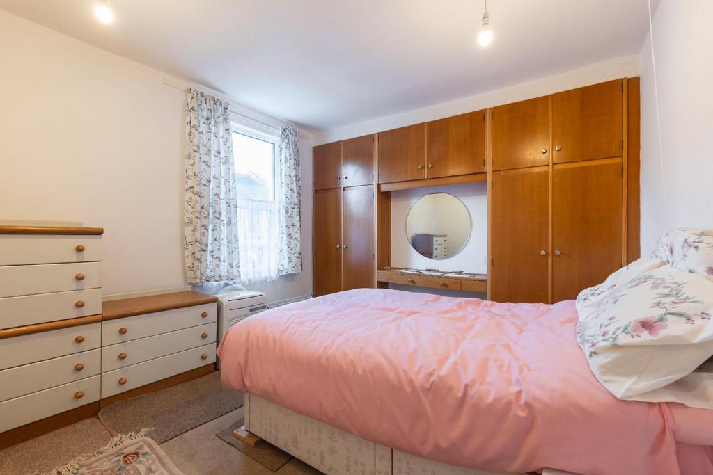 Bedrooms-3.jpg