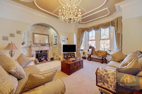 7 bedroom detached house for sale, Lathom Road, Southport PR9