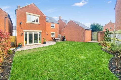 4 bedroom detached house for sale, Yeats Road, Stratford-upon-Avon