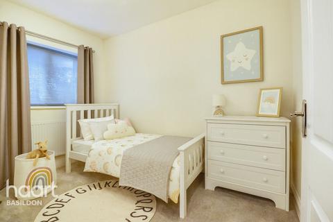undefined, Clover Way, Basildon *virtually staged*