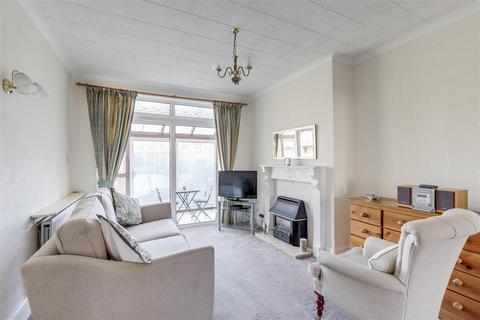 3 bedroom detached house for sale, Valmont Road, Bramcote NG9