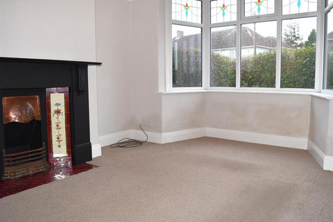 3 bedroom terraced house to rent, West Auckland Road, Darlington