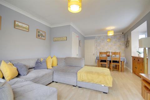 3 bedroom end of terrace house for sale, Hemmdan Terrace, Temple Close, Huntingdon