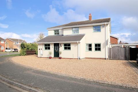 8 Byfield Close, Toddington, Dunstable, LU5 6BH