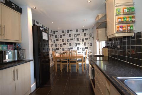 75 Arnside Crescent, Castleford, WF10 3NT