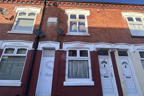 3 bedroom terraced house to rent, Westbourne Street, Leicester LE4