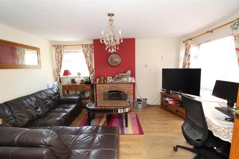 29 Pennyfields, Warley, Brentwood, CM14 5JP