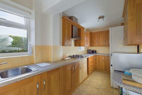 2 bedroom semi-detached house for sale, Kings Close, Lancing