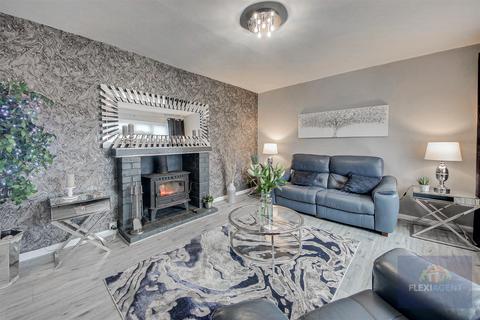 6 Aspinall Crescent, Altcar, Liverpool, L37 5AJ