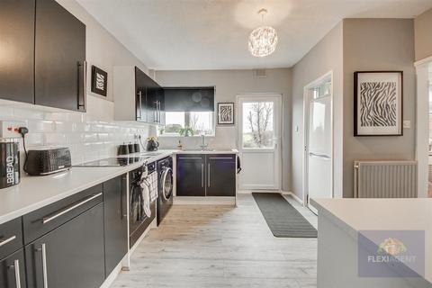 6 Aspinall Crescent, Altcar, Liverpool, L37 5AJ
