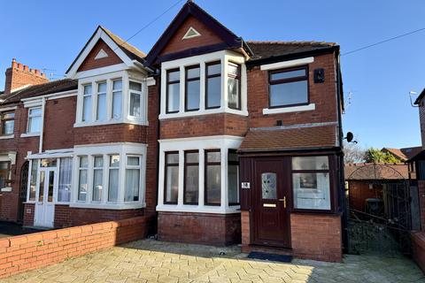 3 bedroom terraced house for sale, Beach Road, Fleetwood FY7