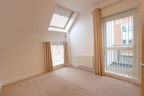 2 bedroom flat for sale, OLD BREWERY WAY, HORNDEAN