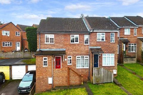 3 bedroom end of terrace house for sale, Broughton Mews, Camberley GU16