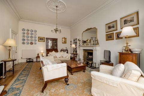 9 Strathearn Road, Edinburgh, EH9 2AE