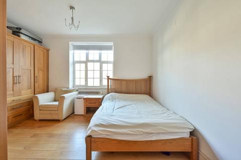 1 bedroom flat for sale, Richmond Road, Raynes Park, London, SW20