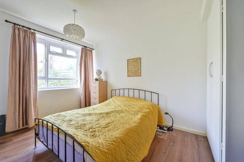 2 bedroom flat for sale, Albert Drive, Southfields, London, SW19