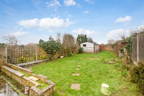 4 bedroom semi-detached bungalow for sale, Ascot Gardens, Hornchurch, Essex