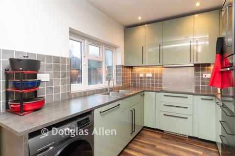 undefined, Ascot Gardens, Hornchurch, Essex