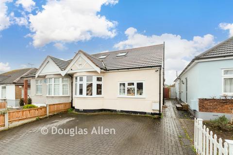 undefined, Ascot Gardens, Hornchurch RM12