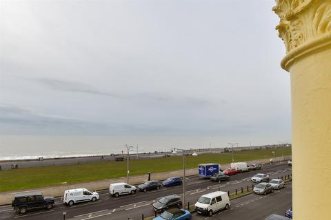 2 bedroom apartment for sale, Brunswick Terrace, Hove, East Sussex